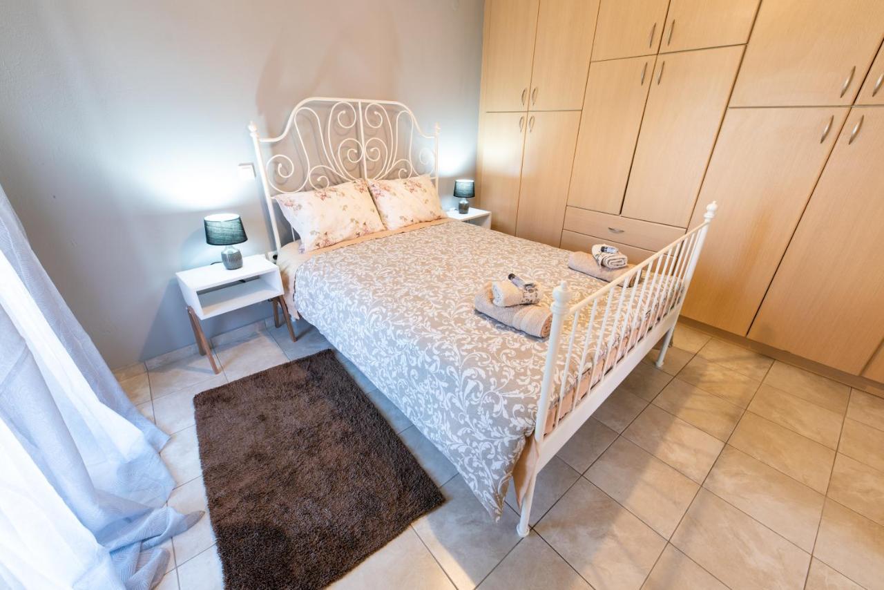Muses Old Town Ioannina 2 Appartement Buitenkant foto