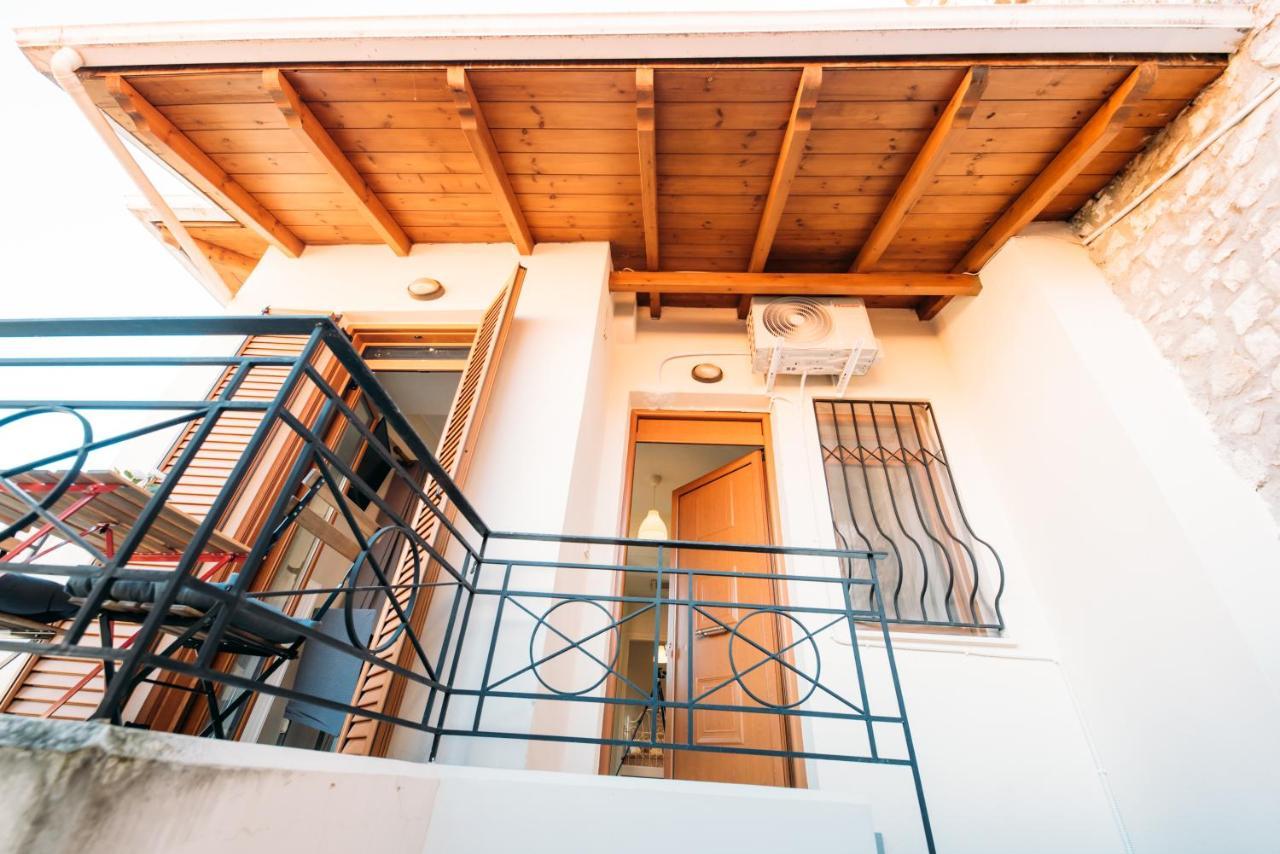 Muses Old Town Ioannina 2 Appartement Buitenkant foto