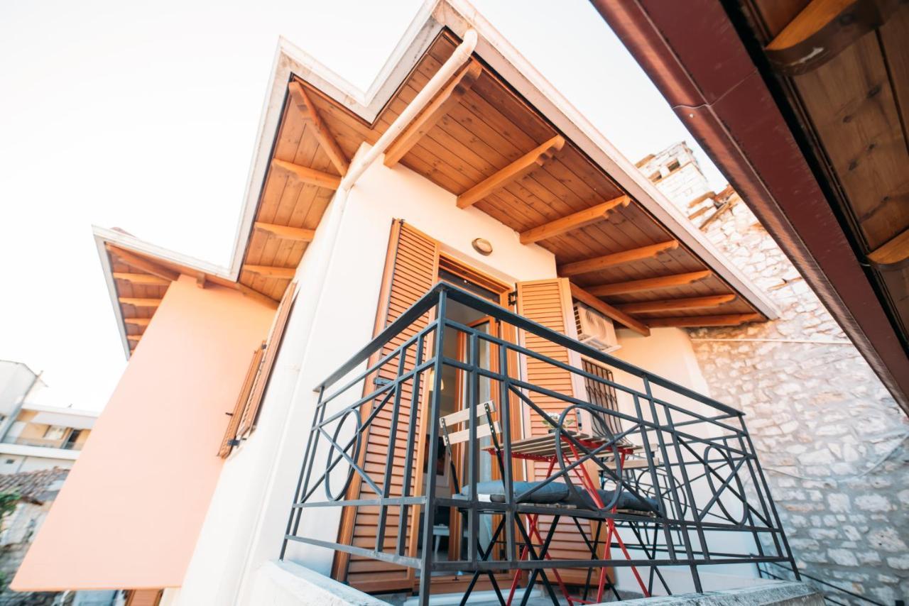 Muses Old Town Ioannina 2 Appartement Buitenkant foto